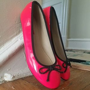 London Rebel flats, size 10